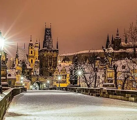 Private Luxury With Terrace And Garden * Praga